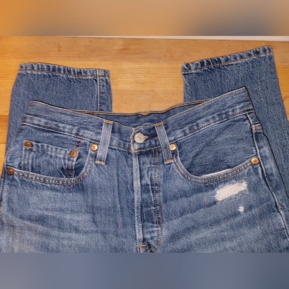 Levi 501 Skinny in Sansome Street, W26, L28, Button Jeans - Picture 3 of 13